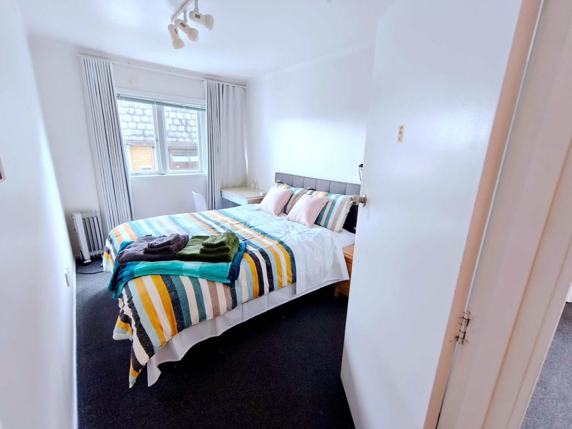 Milford Central Budget Friendly Rooms Оукланд Екстериор снимка