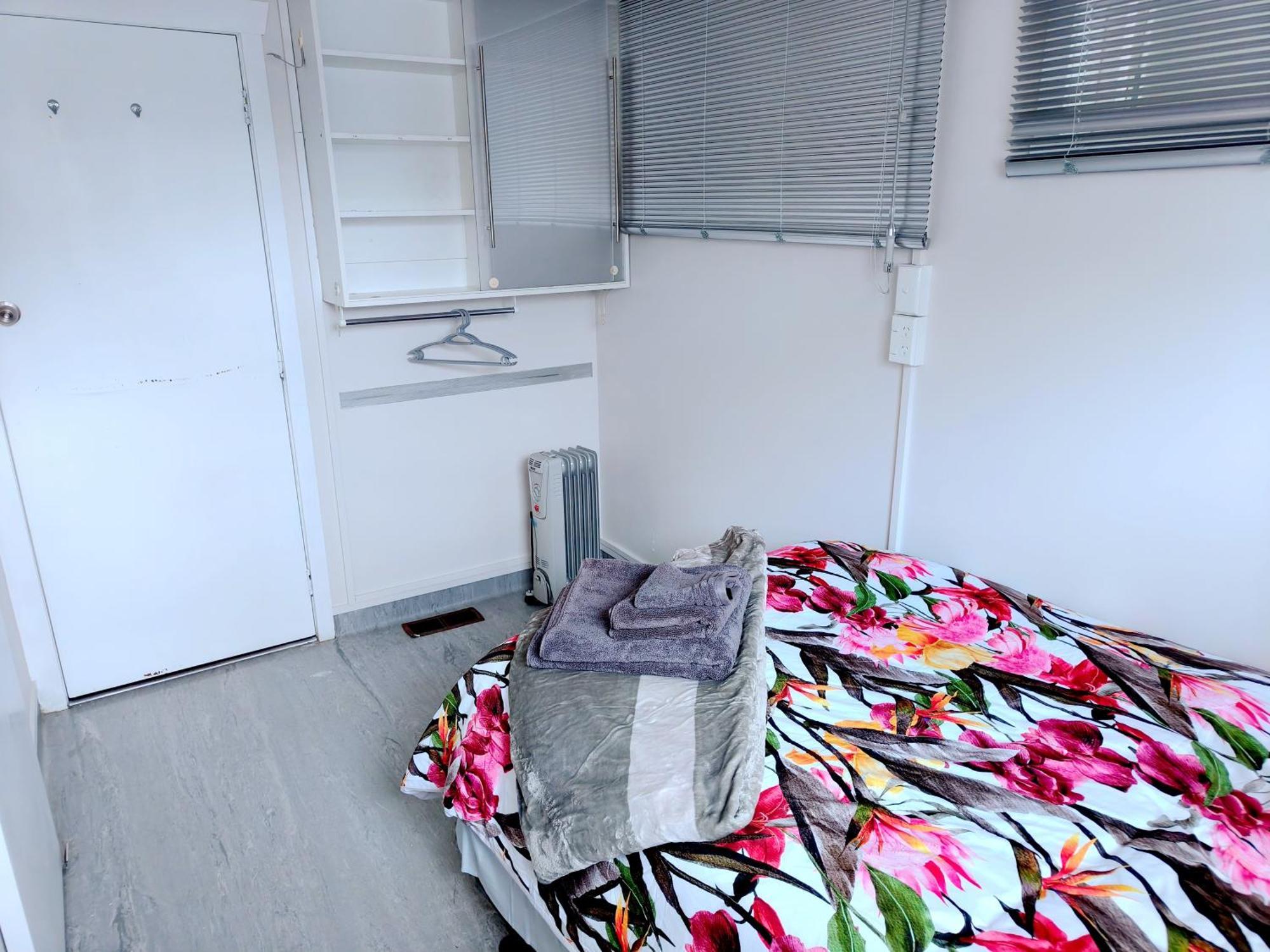 Milford Central Budget Friendly Rooms Оукланд Екстериор снимка